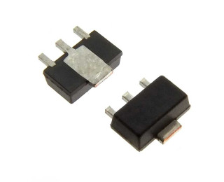 D882, Транзистор