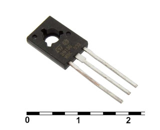 BD136, Транзистор