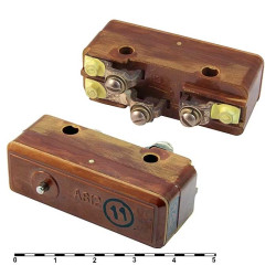 А812, Микропереключатель