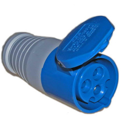 213 (2P+E 16A 220-240V~), Силовой разъем